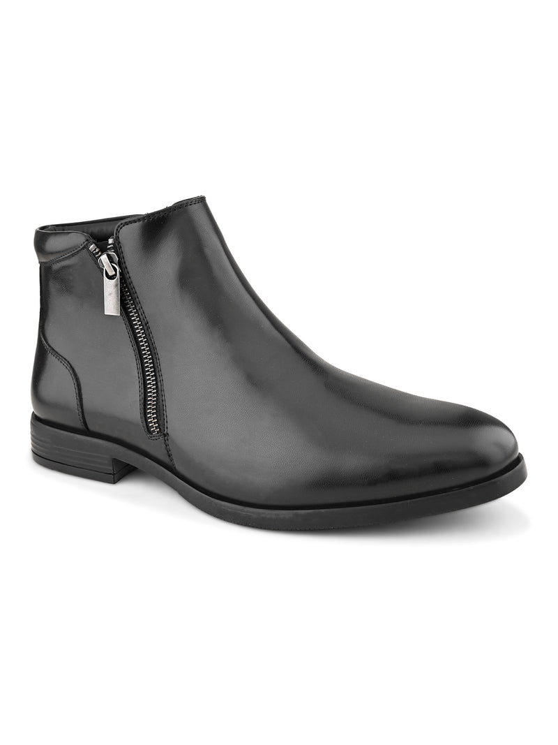 Logan Black Chelsea Boota