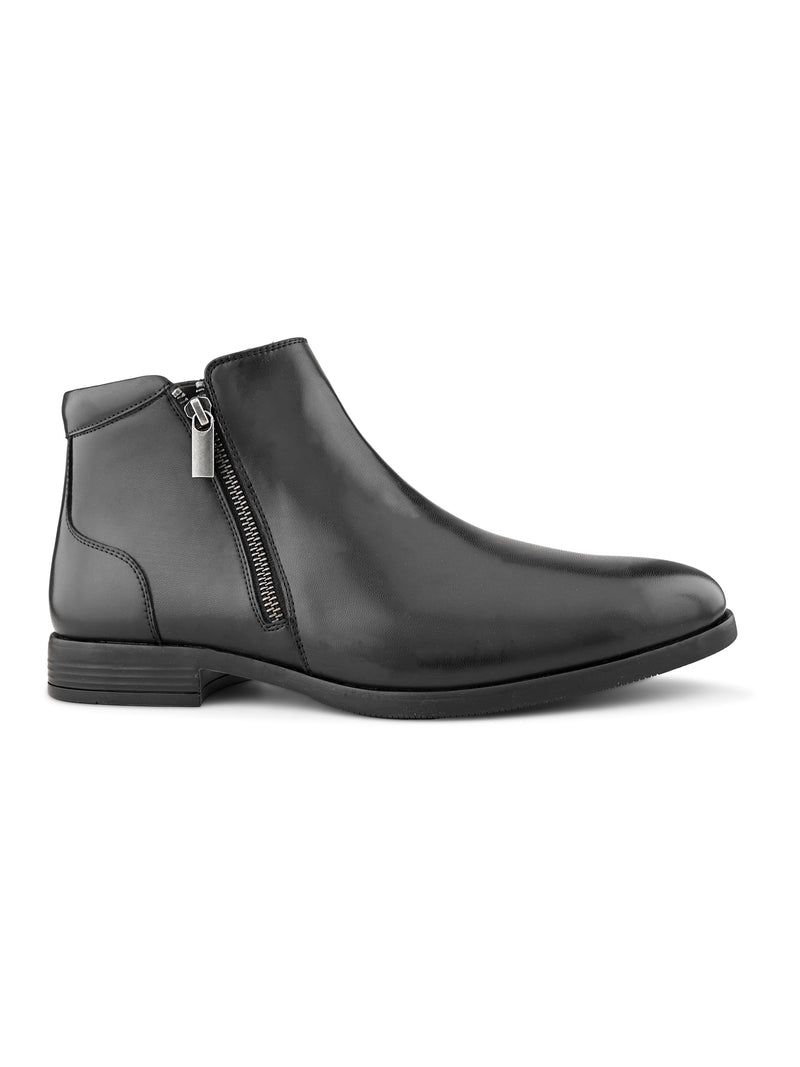 Logan Black Chelsea Boota