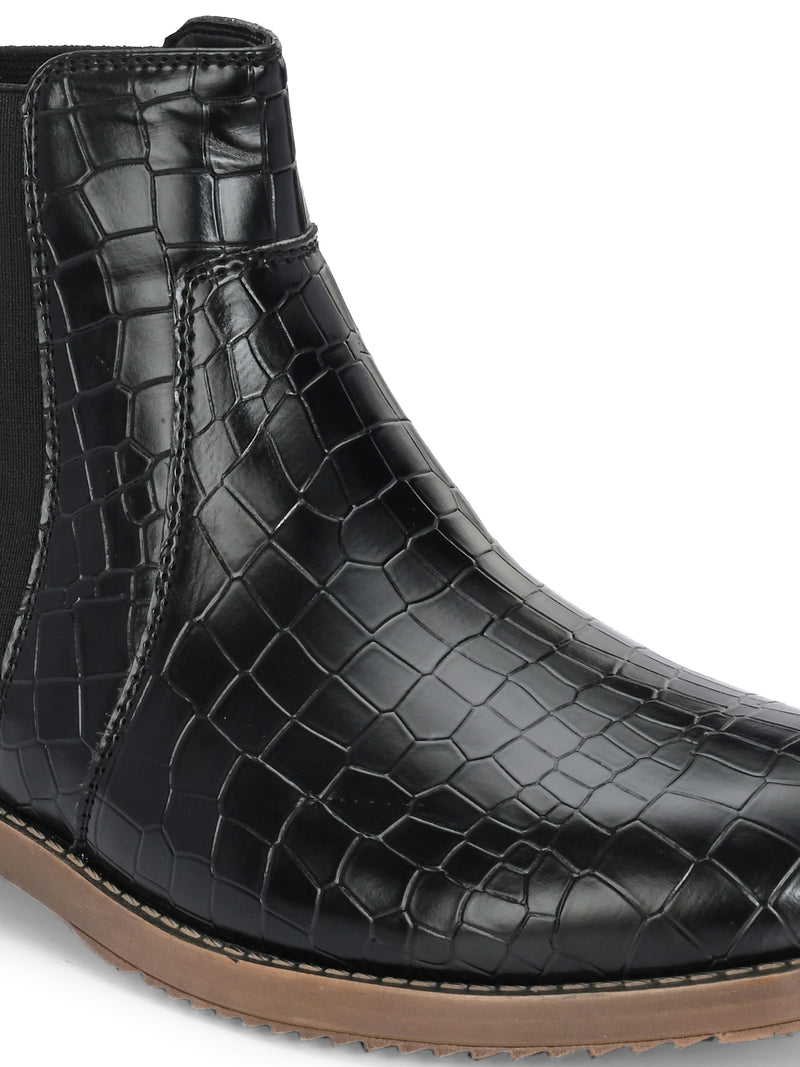 Savanna Women Black Textured Boots