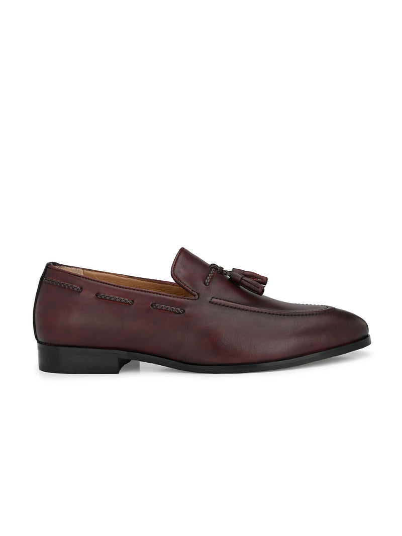 Baizen Burgundy Tassel Loafers