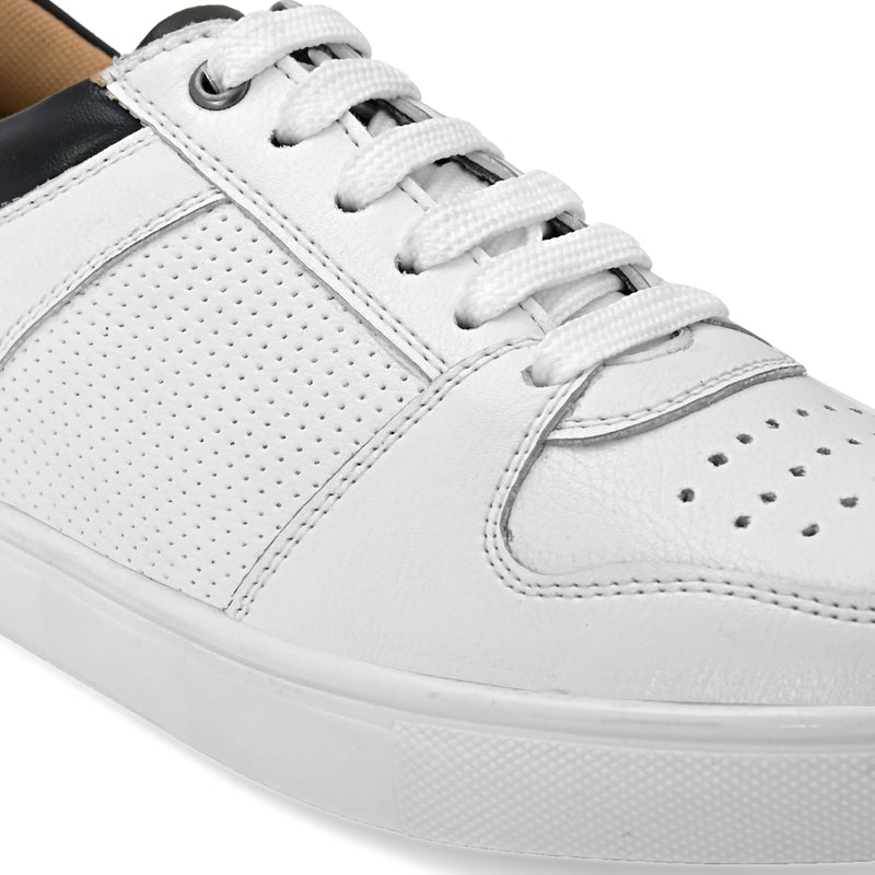 Tresmode White Casual Sneakers