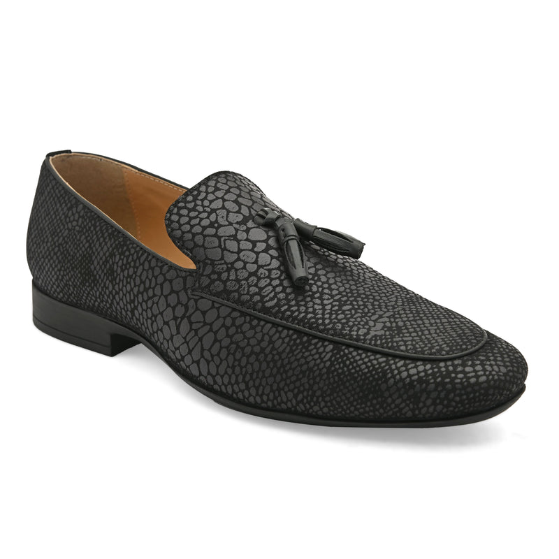 Dabble Black Textured Loafers