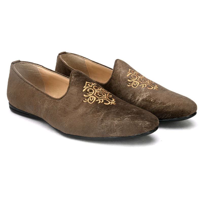 Grace Embroidered Brown Juttis