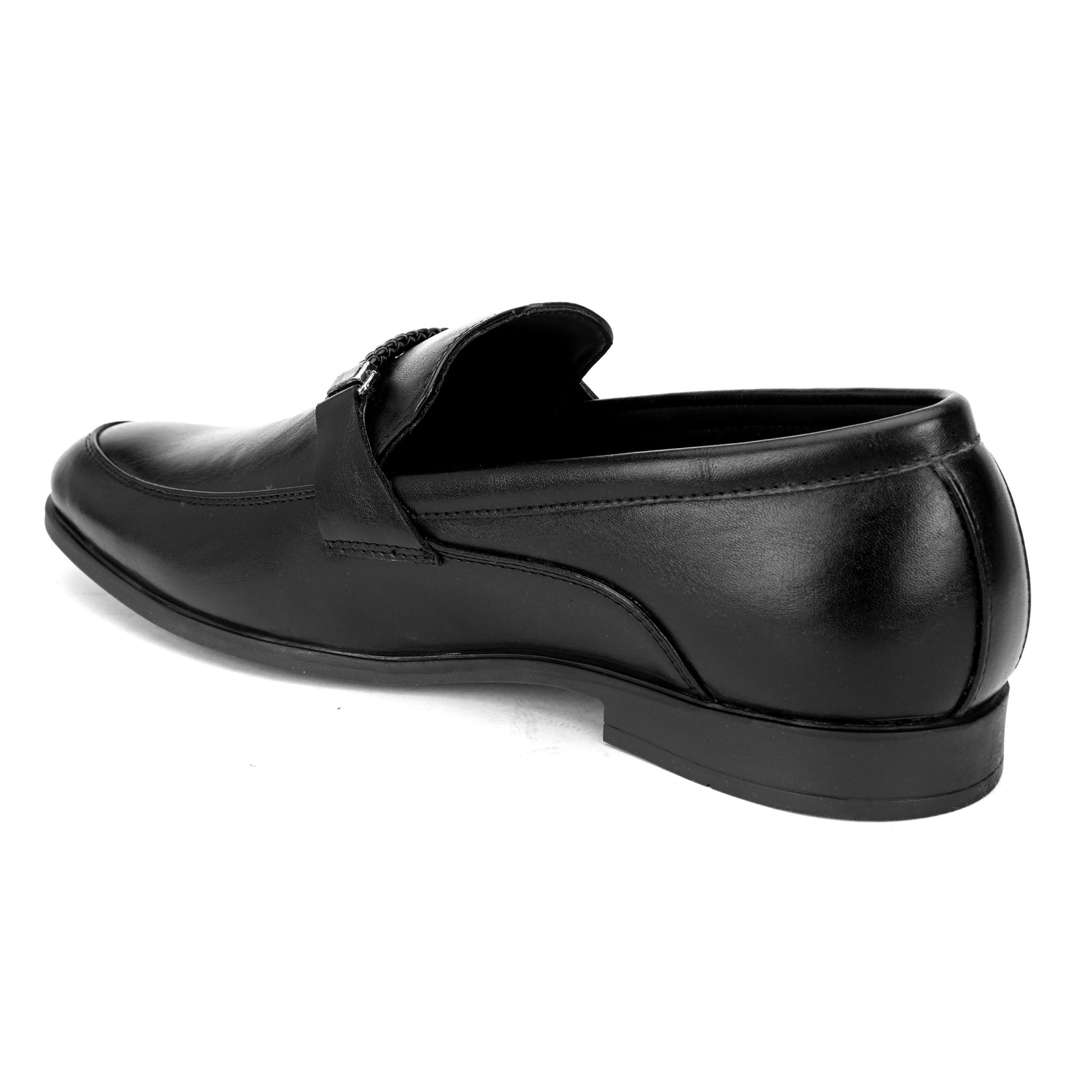 Buy Vienna Men's Black Slip-Ons Online – Sanfrissco