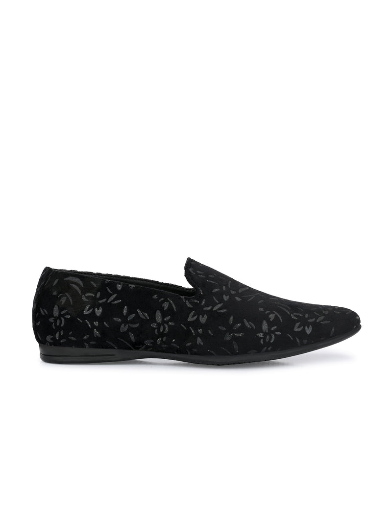 Baoli Black Slip-Ons